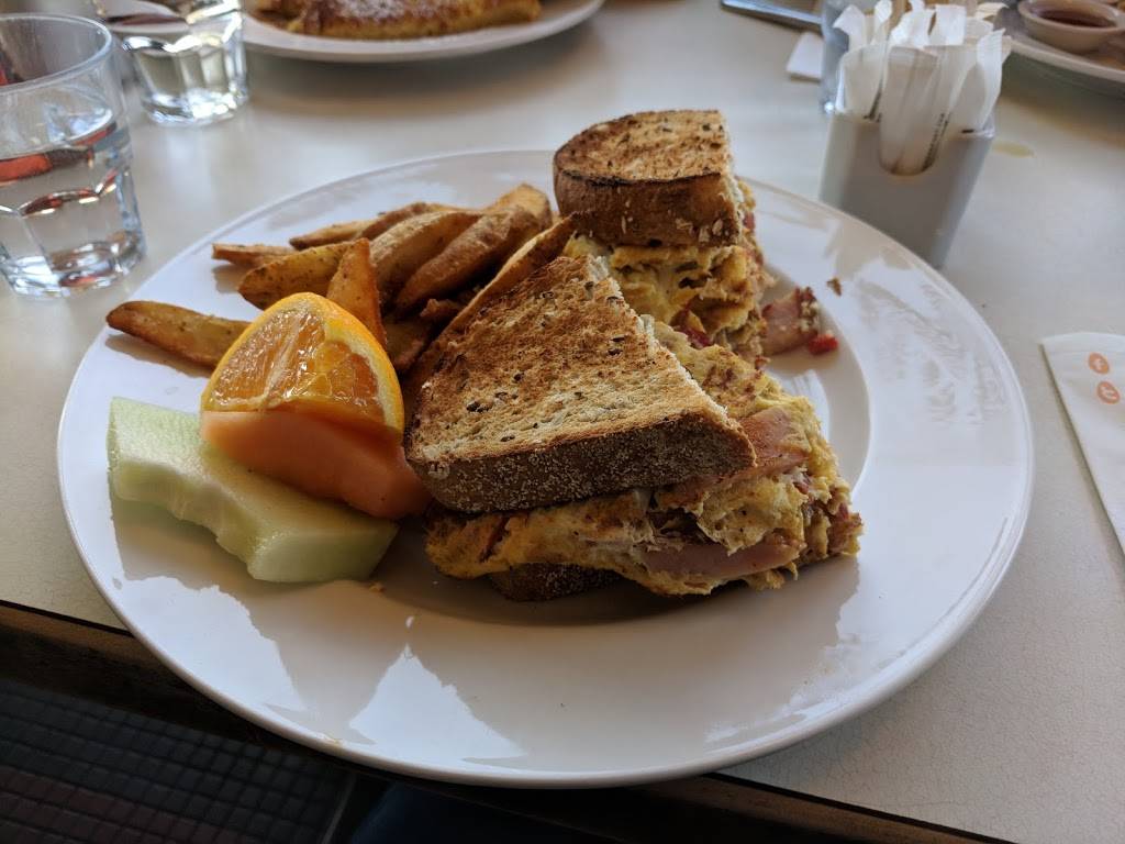 Boom Breakfast & Co | restaurant | 1036 St Clair Ave W, Toronto, ON M6E 1A4, Canada | 4166573447 OR +1 416-657-3447