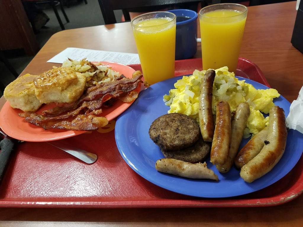 Golden Corral Buffet & Grill | restaurant | 6110 S Lindbergh Blvd, St. Louis, MO 63123, USA | 3144169991 OR +1 314-416-9991