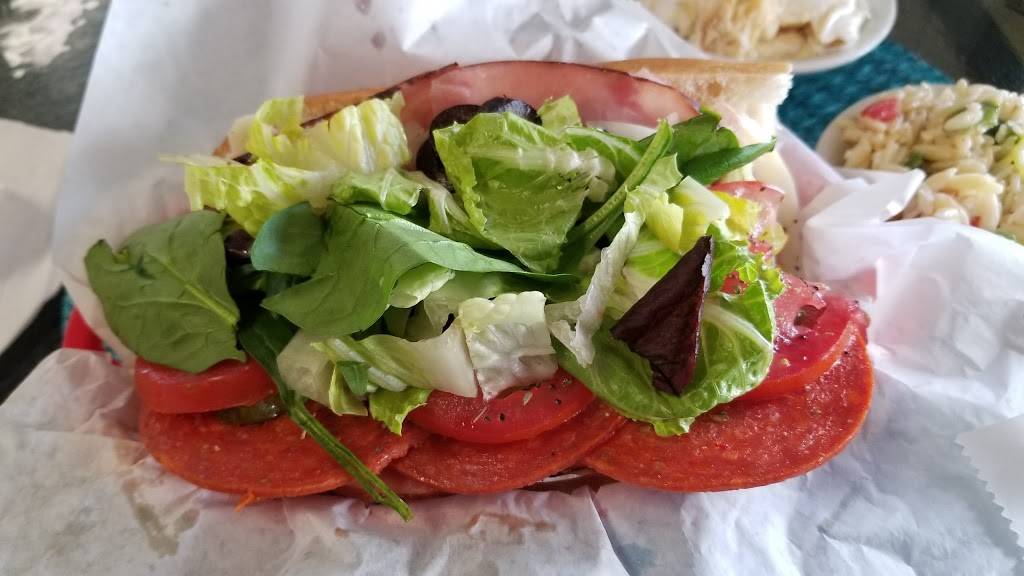 Todd and Shellys Cafe, Pub, Farm fresh Produce Market | cafe | 5625 SE Abshier Blvd, Belleview, FL 34420, USA | 3526935877 OR +1 352-693-5877