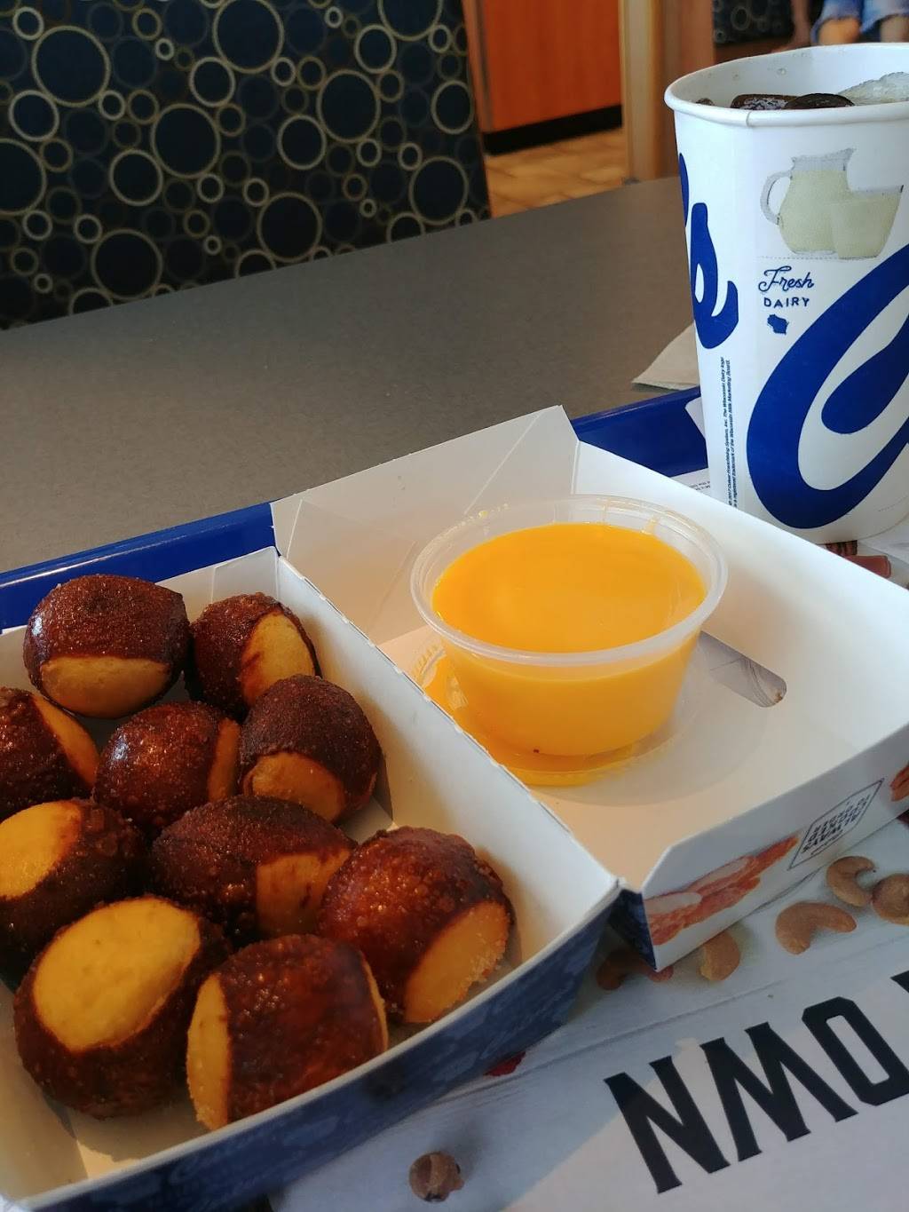 Culvers | restaurant | 7953 State Line Rd, Kansas City, MO 64114, USA | 8164444700 OR +1 816-444-4700