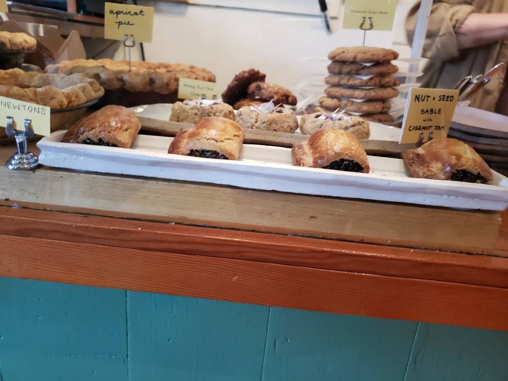 Sweedeedee | cafe | 5202 N Albina Ave, Portland, OR 97217, USA | 5039468087 OR +1 503-946-8087