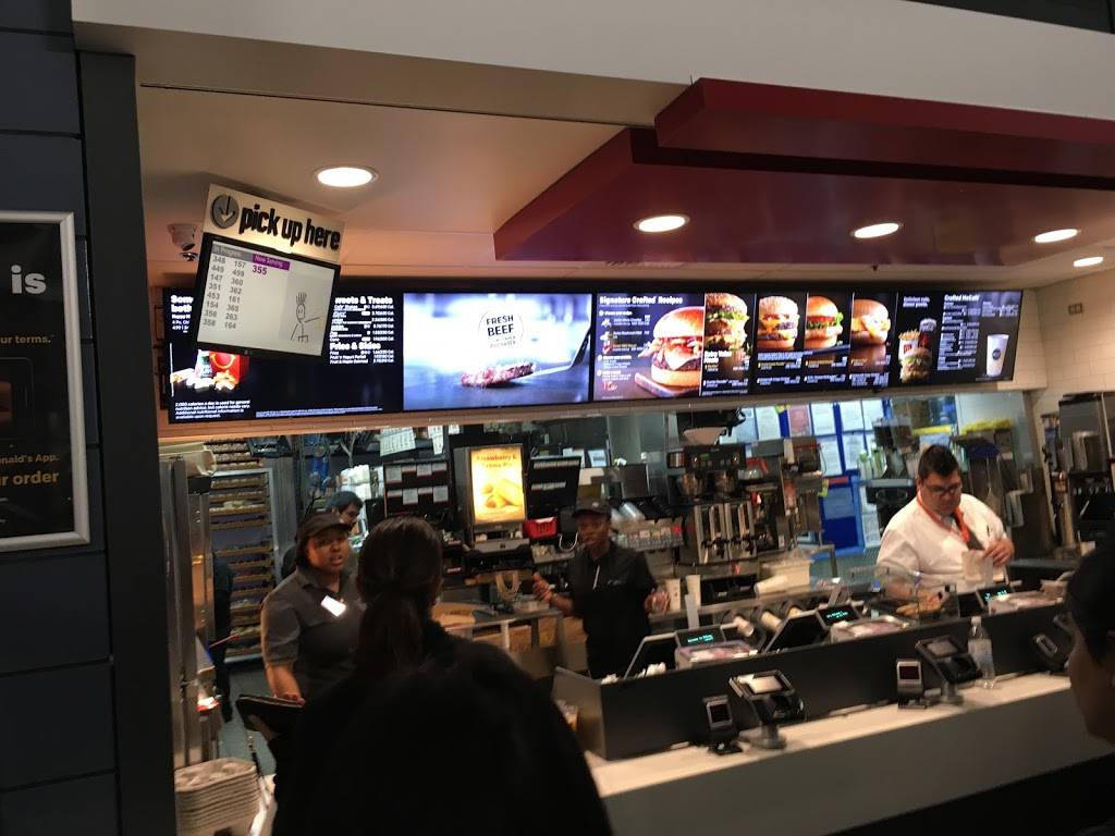 McDonalds | cafe | 10000 West OHare Ave Terminal 1, Concourse C, Chicago, IL 60666, USA | 7736861540 OR +1 773-686-1540