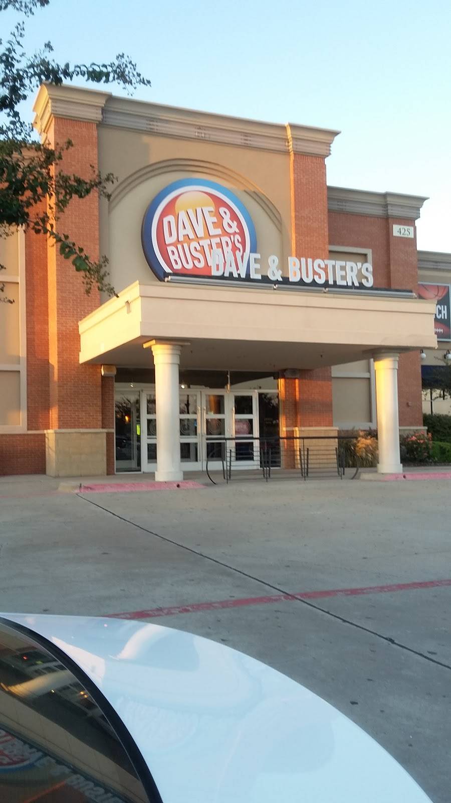 Dave & Busters | restaurant | 425 Curtis Mathes Way, Arlington, TX 76018, USA | 8175252501 OR +1 817-525-2501