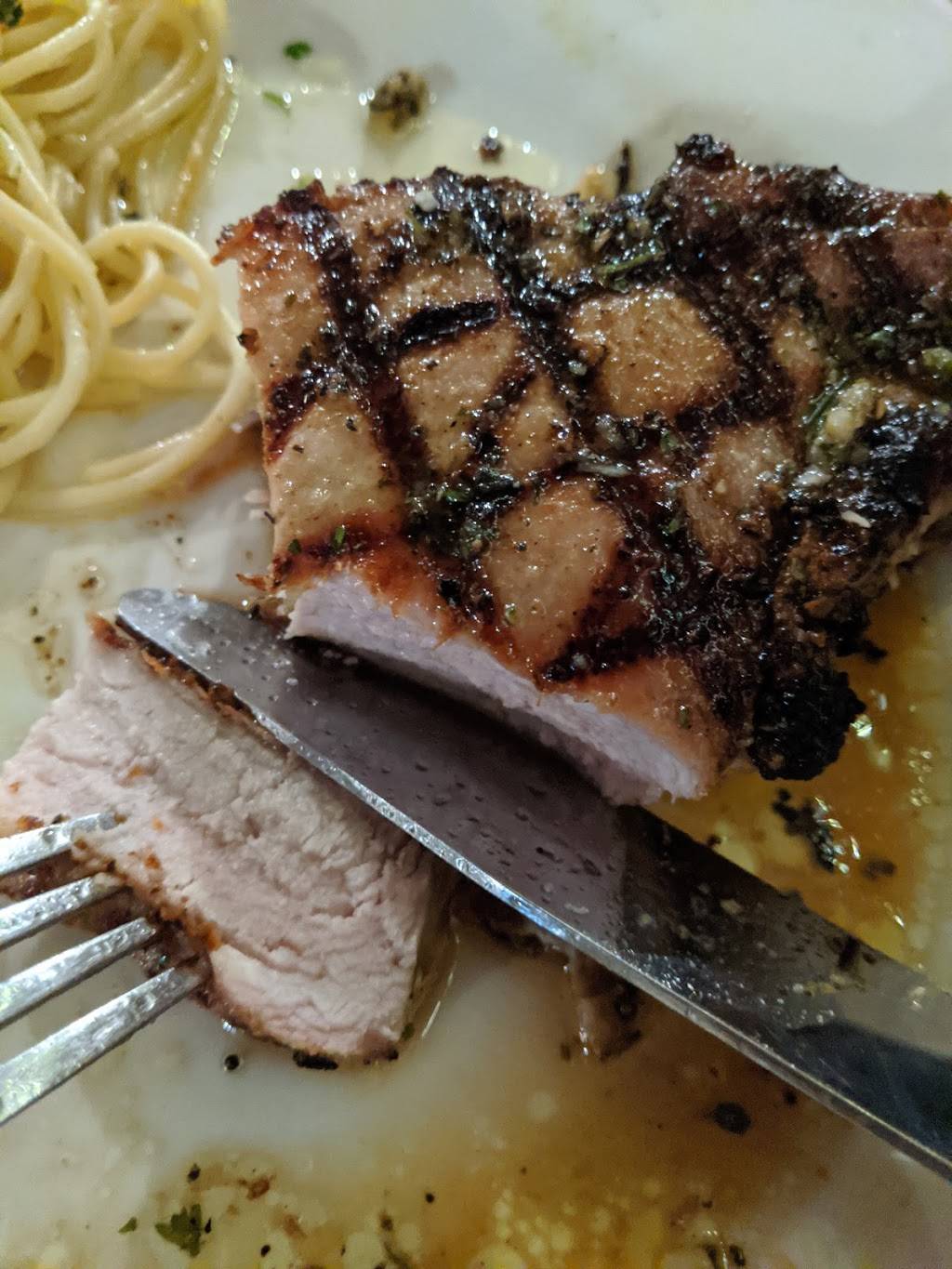 Mamma Mia Italian Restaurant | restaurant | 1418 18th St, Bakersfield, CA 93301, USA | 6614930433 OR +1 661-493-0433