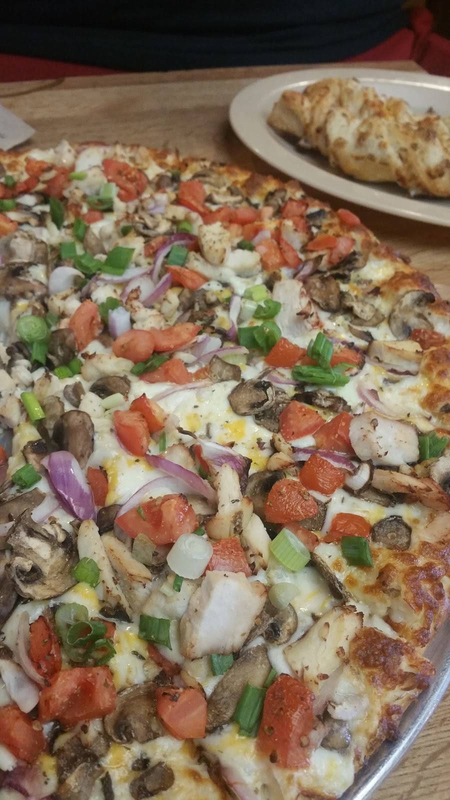 Round Table Pizza | meal delivery | 3212 S White Rd, San Jose, CA 95148, USA | 4082749574 OR +1 408-274-9574