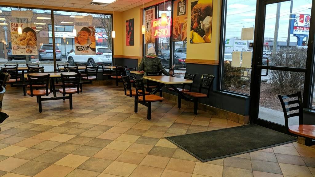 KFC | meal delivery | 10594 Yonge St, Richmond Hill, ON L4C 3C8, Canada | 9058848488 OR +1 905-884-8488