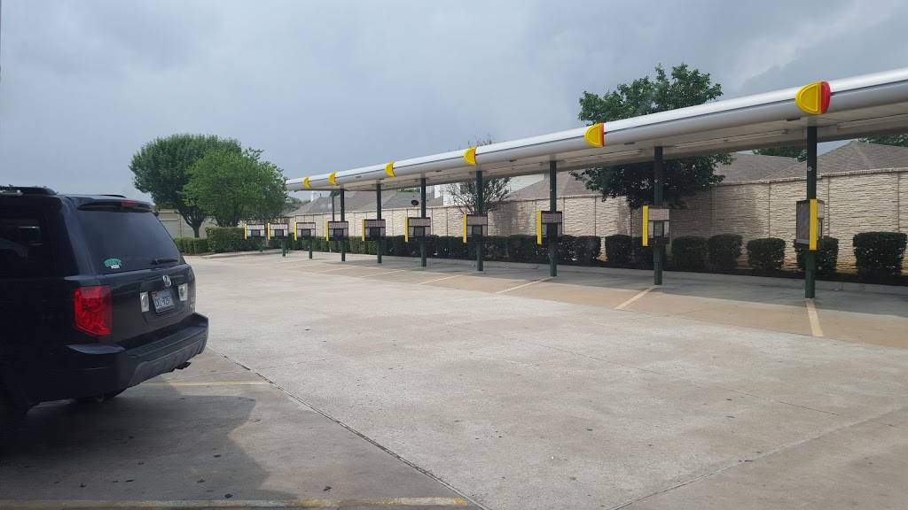 Sonic Drive-In | restaurant | 1536 E Stacy Rd, Allen, TX 75002, USA | 2144958733 OR +1 214-495-8733