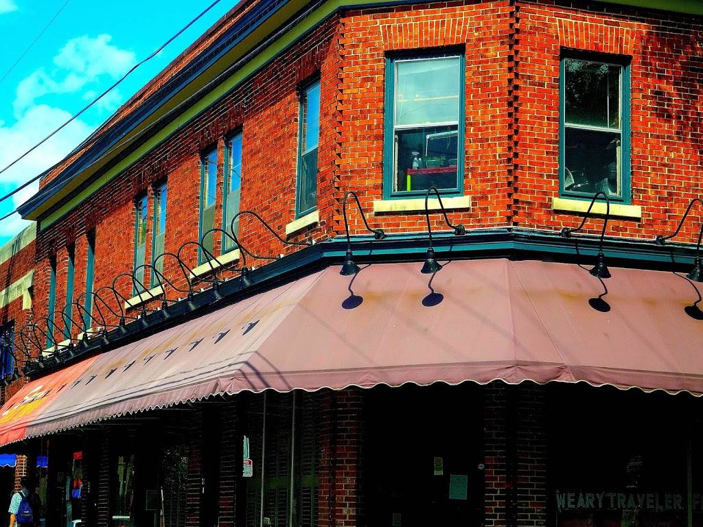 Weary Traveler Freehouse | restaurant | 1201 Williamson St, Madison, WI 53703, USA | 6084426207 OR +1 608-442-6207