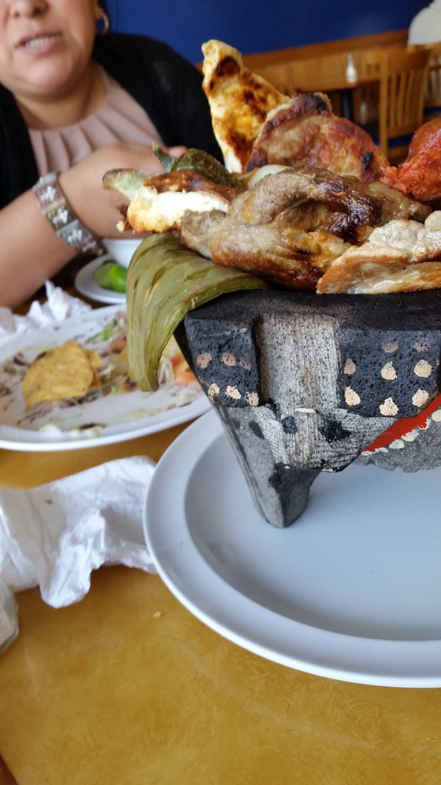 Jr El Rodeo | restaurant | 130 Montauk Hwy, East Moriches, NY 11940, USA | 6319092666 OR +1 631-909-2666