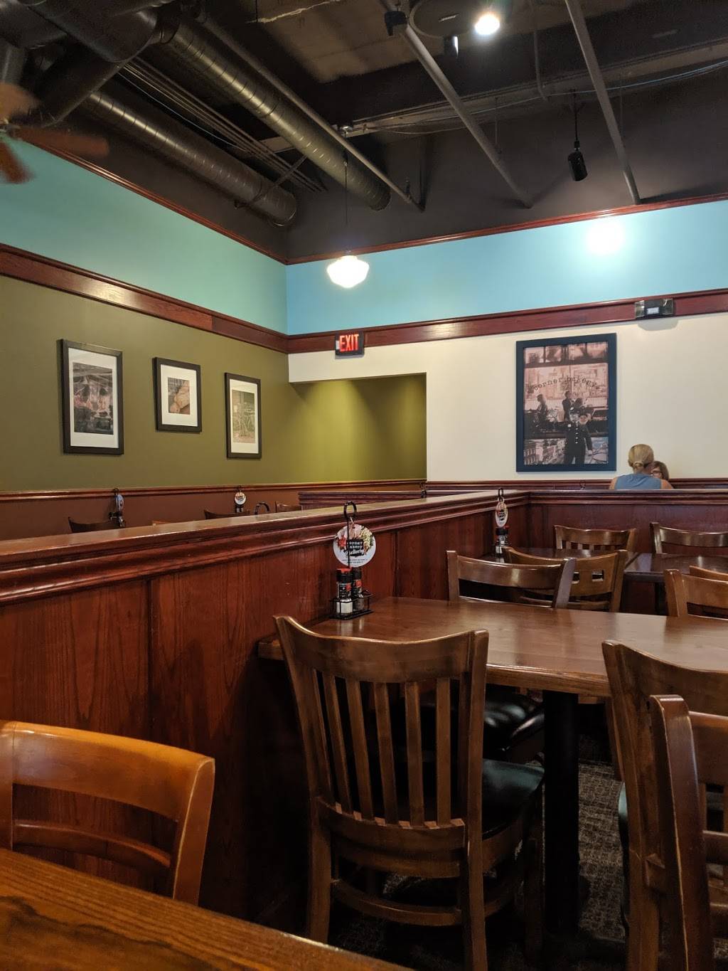 Corner Bakery Cafe | bakery | 1701 Market St 1st Floor, 6 Penn Ctr, Philadelphia, PA 19103, USA | 2155692533 OR +1 215-569-2533