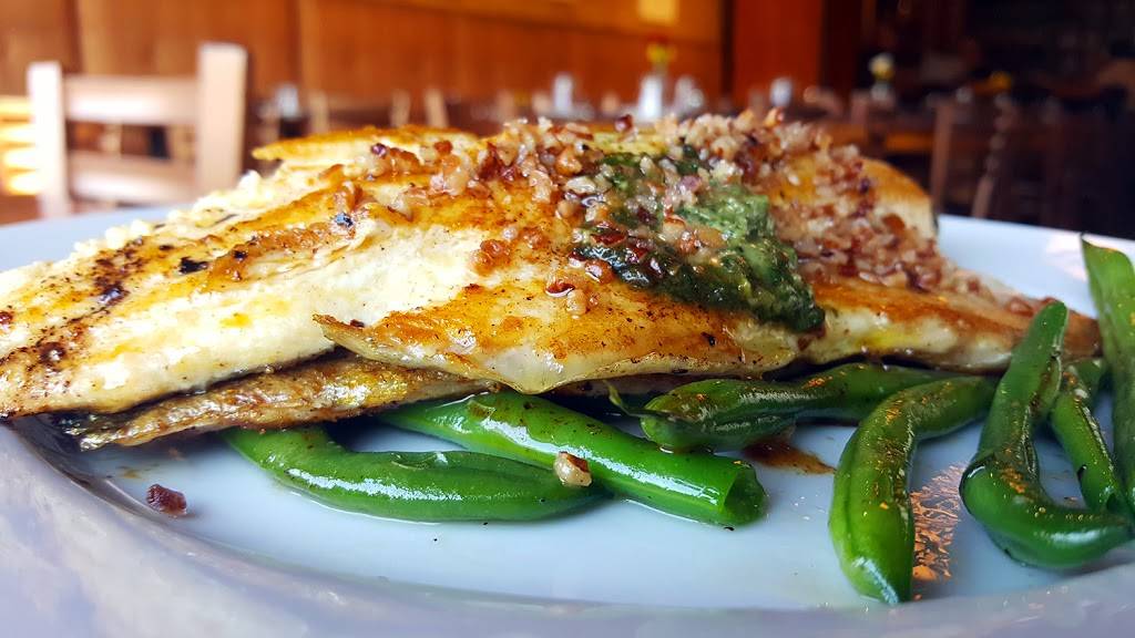 Wahoo! Grill | restaurant | 1042 W College Ave, Decatur, GA 30030, USA | 4043733331 OR +1 404-373-3331