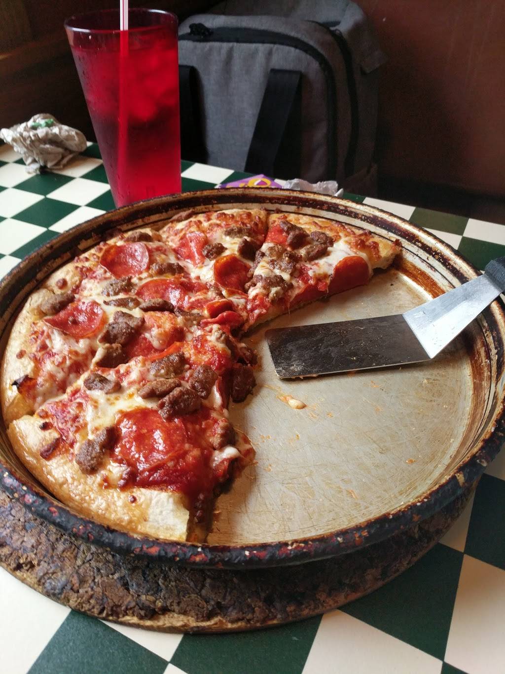 Pizza Hut | meal takeaway | 13212 Midlothian Turnpike, Midlothian, VA 23113, USA | 8047946466 OR +1 804-794-6466