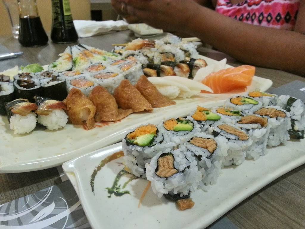 Bikkuri Japanese Restaurant | restaurant | 2197 Queen St E, Toronto, ON M4E 1E5, Canada | 4166935775 OR +1 416-693-5775