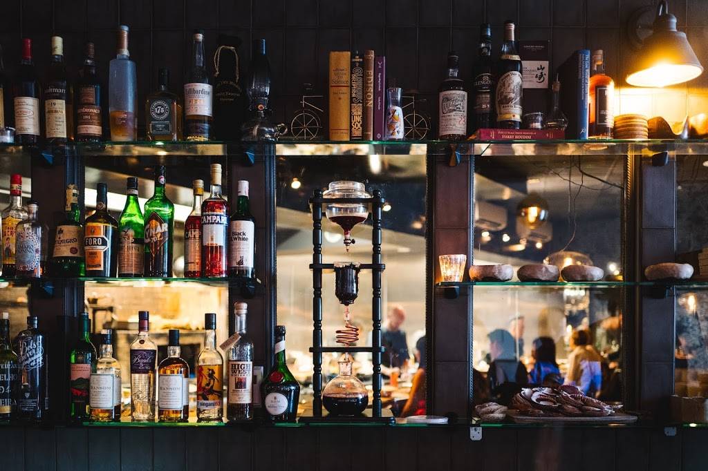 Scratch|Bar & Kitchen | restaurant | 16101 Ventura Blvd #255, Encino, CA 91436, USA | 8186466085 OR +1 818-646-6085