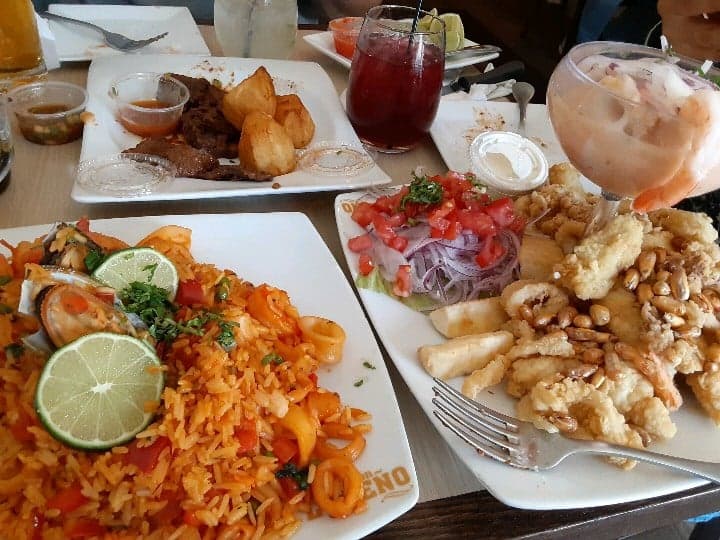 Rincon Limeño | restaurant | Day Square, 409 Chelsea St, East Boston, MA 02128, USA | 6175694942 OR +1 617-569-4942