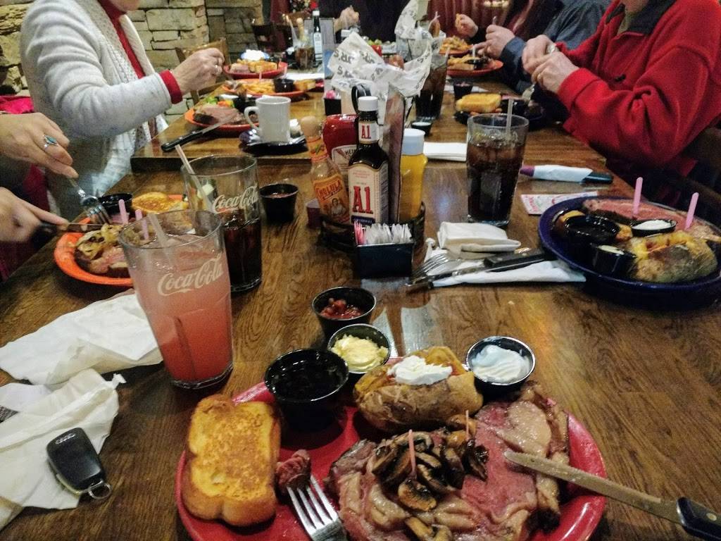 JRs Grill and Pub | restaurant | 1301 Spring St, Petoskey, MI 49770, USA | 2318819144 OR +1 231-881-9144