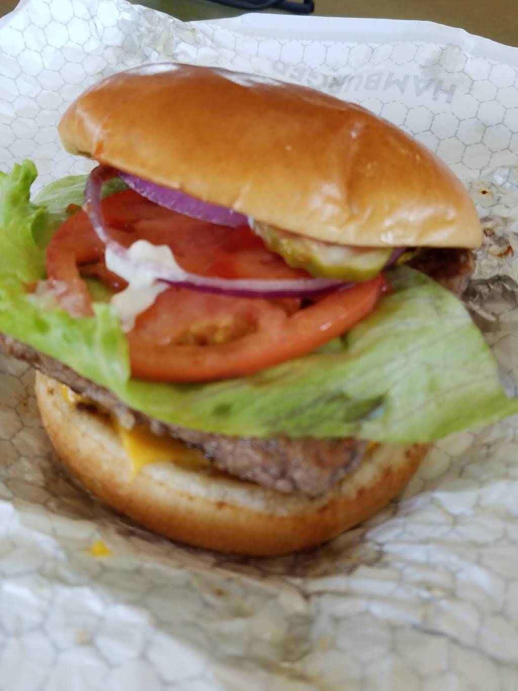 Wendys | restaurant | 4007 MacCorkle Ave SW, South Charleston, WV 25309, USA | 3047441007 OR +1 304-744-1007