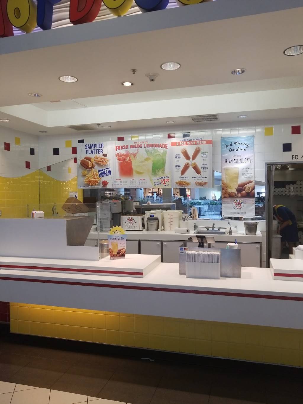 Hot Dog on a Stick | restaurant | 40820 Winchester Rd, Temecula, CA 92591, USA | 9512960549 OR +1 951-296-0549