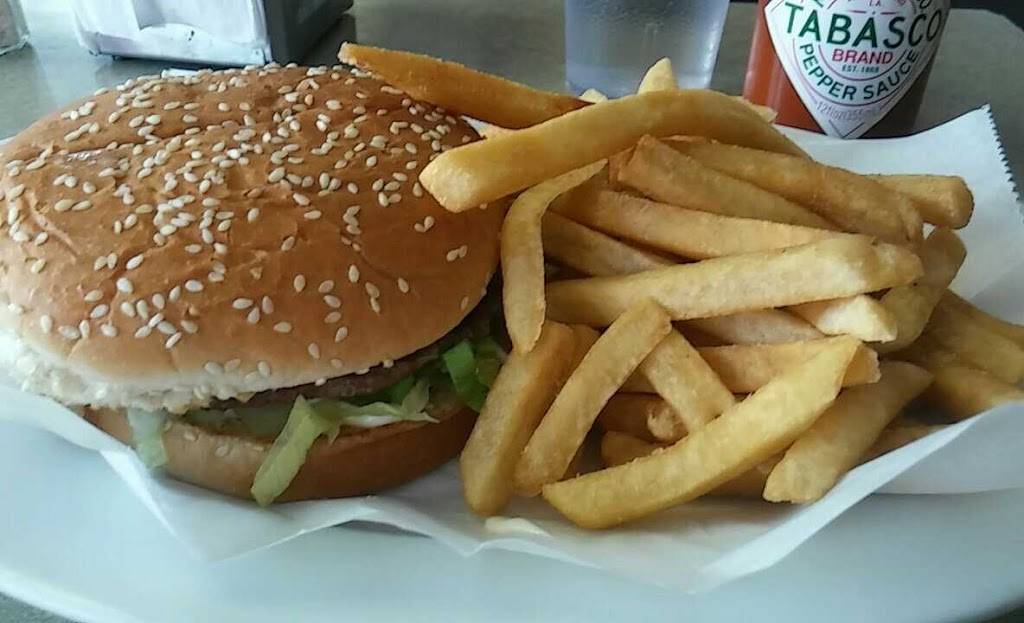 Davids Grill | meal takeaway | 800 W Cermak Rd, Chicago, IL 60608, USA | 3126667727 OR +1 312-666-7727