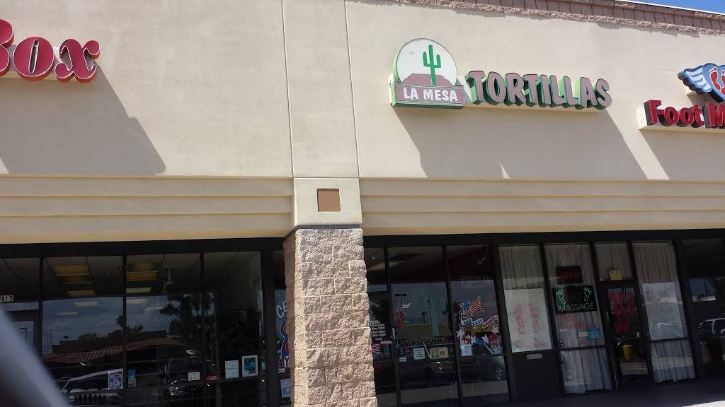 La Mesa Tortillas | restaurant | 7823 E Broadway Blvd, Tucson, AZ 85710, USA | 5202985966 OR +1 520-298-5966