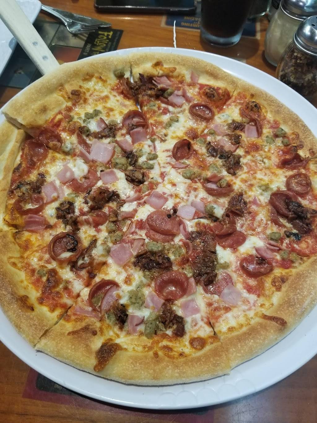 Shark Pit Bar & Grill | restaurant | 4001 N Atlantic Ave, Cocoa Beach, FL 32931, USA | 3218688952 OR +1 321-868-8952