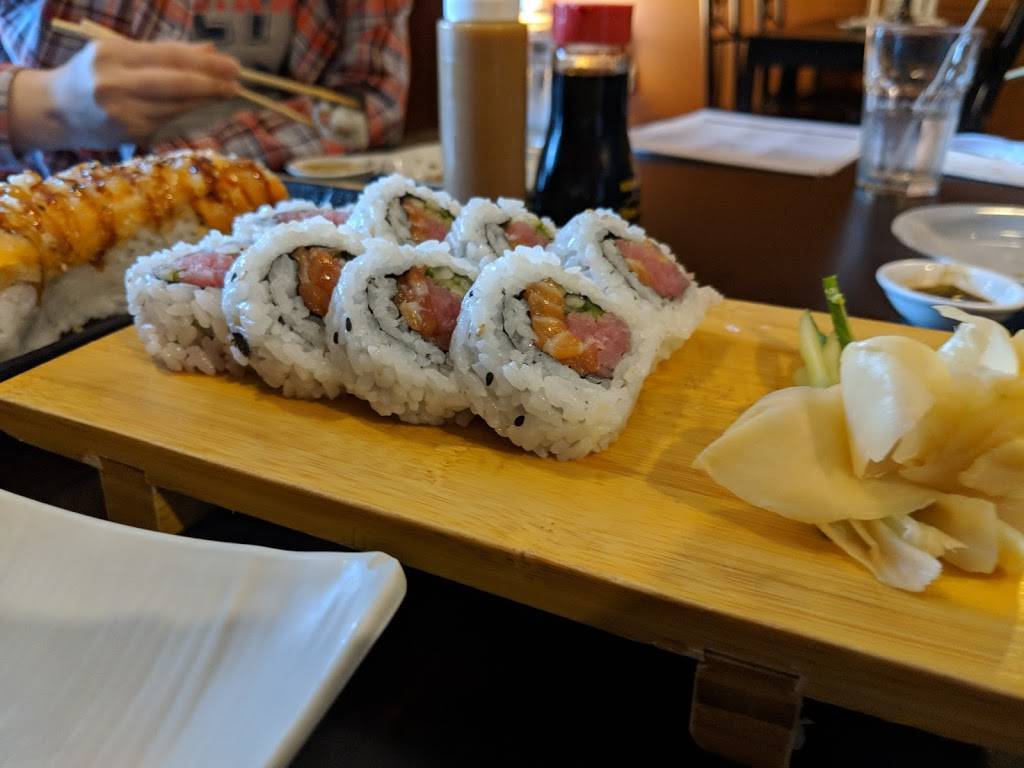 Koi Sushi | restaurant | 5841 Malden Rd, Windsor, ON N9H 1S3, Canada | 5199699833 OR +1 519-969-9833