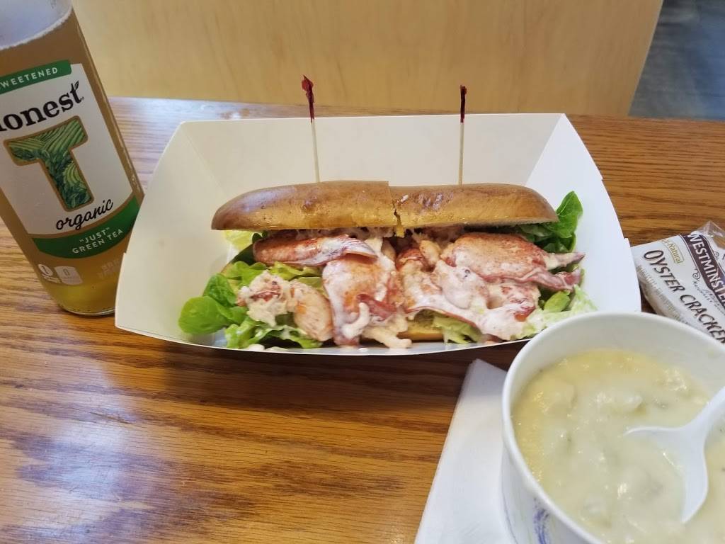 Lobstah On a Roll | restaurant | 135 Lafayette St, Salem, MA 01970, USA | 9785948226 OR +1 978-594-8226