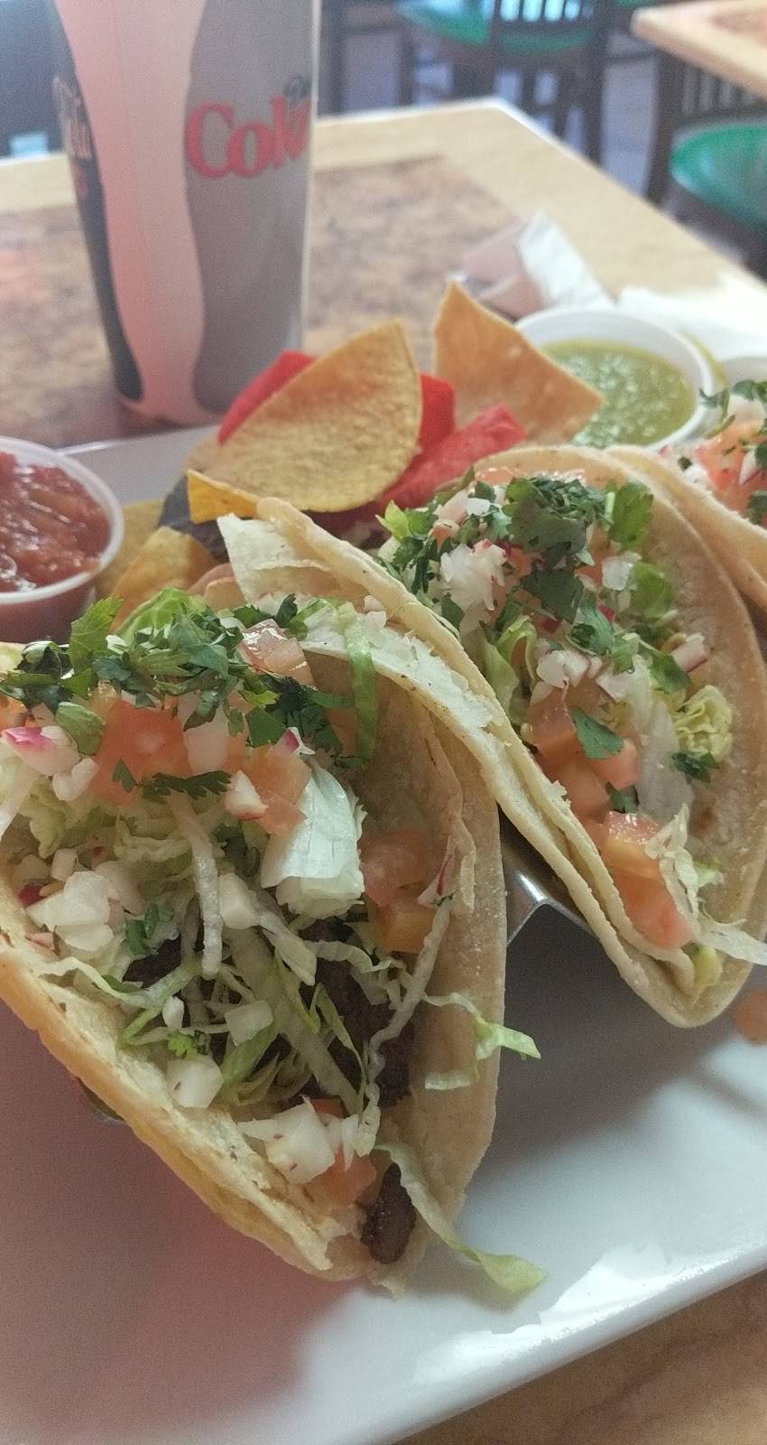 Taquitos Grill | restaurant | 395 Merrick Ave, Merrick, NY 11566, USA | 5167710110 OR +1 516-771-0110