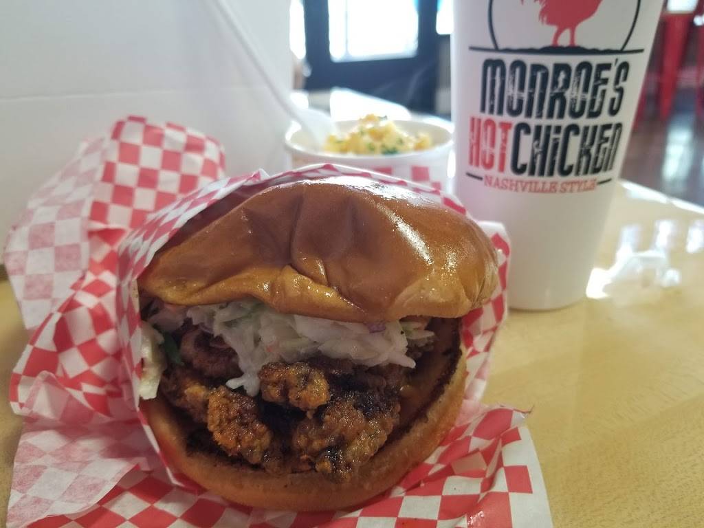 Monroes Hot Chicken | restaurant | 45 W Jefferson St, Phoenix, AZ 85003, USA | 6028727100 OR +1 602-872-7100