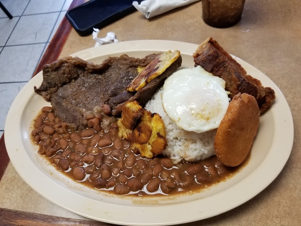 Empanada Madness | restaurant | 906 Southwest Blvd, Kansas City, MO 64108, USA | 8165036931 OR +1 816-503-6931