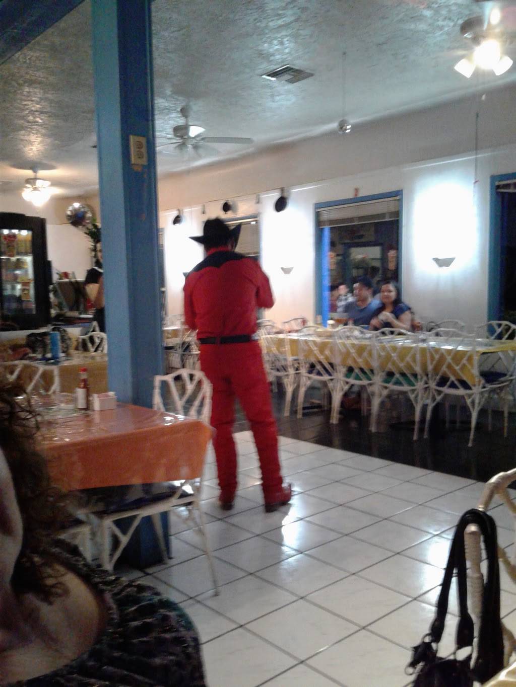 Hot Cazuelas | restaurant | 1395 W Holt Ave, Pomona, CA 91768, USA | 9097668140 OR +1 909-766-8140