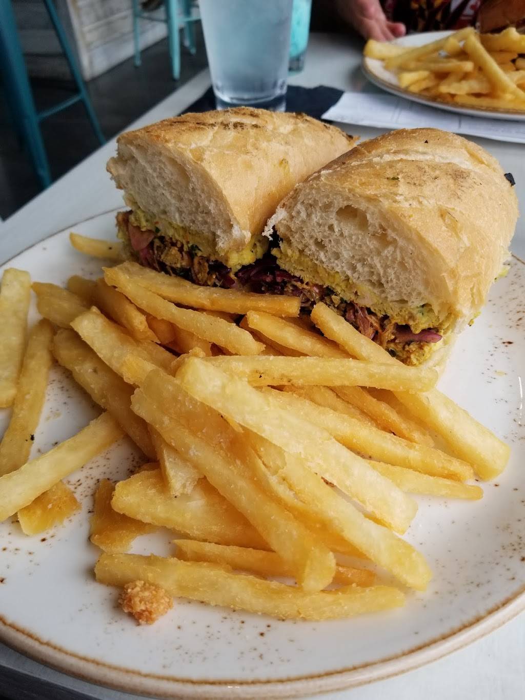 Raw & Refined | restaurant | 2723 Lighthouse Point E, Baltimore, MD 21224, USA | 4103874377 OR +1 410-387-4377