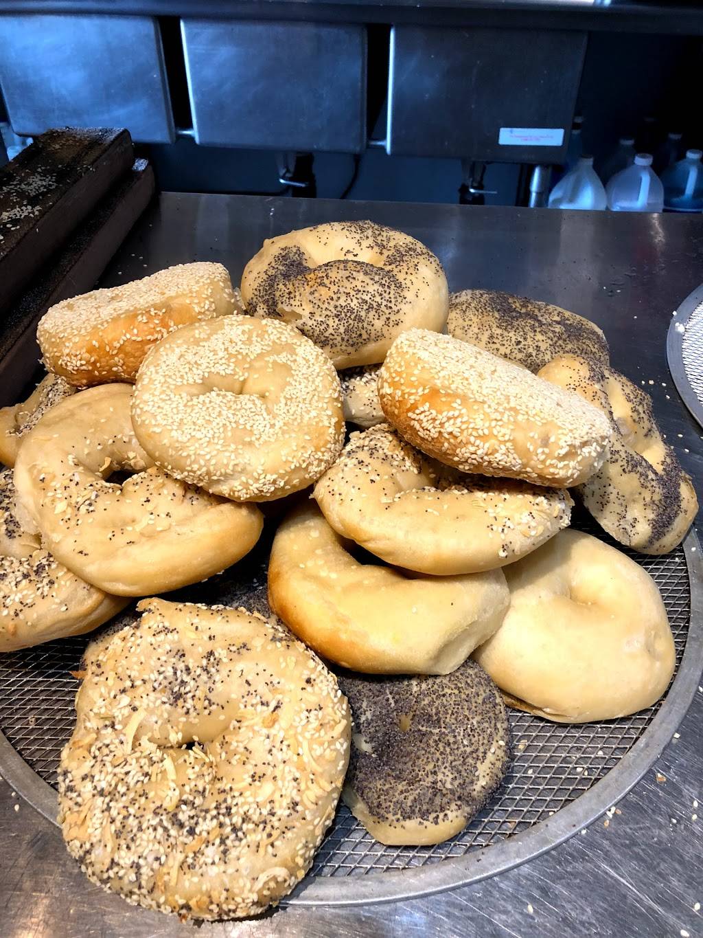 Antonios Real New York Pizza | meal takeaway | 1560 Big Thompson Ave, Estes Park, CO 80517, USA | 9705867275 OR +1 970-586-7275