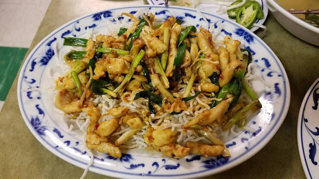 Noodle House | restaurant | 1022 N Davis Rd, Salinas, CA 93907, USA | 8317584071 OR +1 831-758-4071