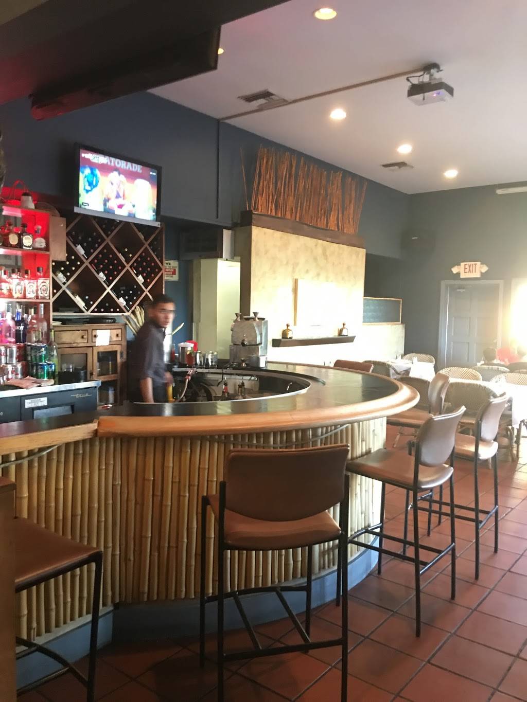 Bamboo Restaurant | restaurant | 10835 Venice Blvd, Los Angeles, CA 90034, USA | 3102870668 OR +1 310-287-0668