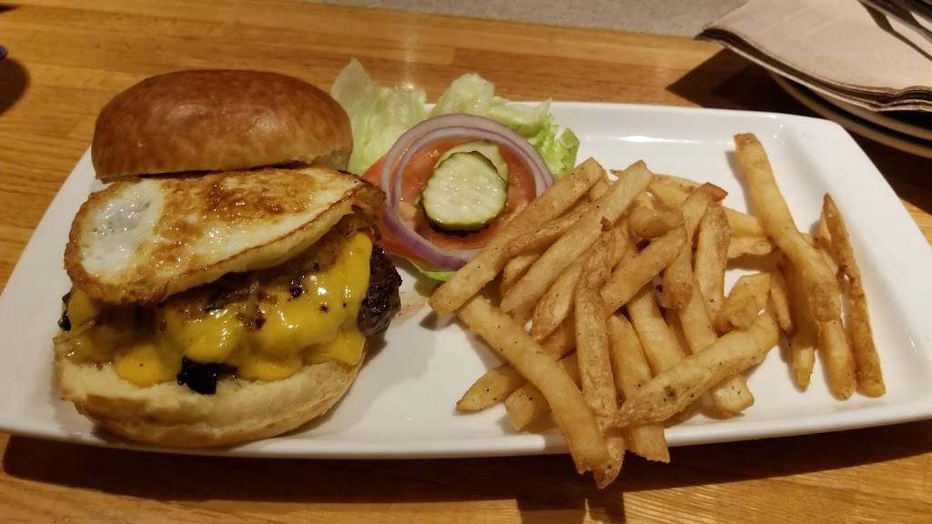 Applebees Grill + Bar | restaurant | 350 Long Hill Rd, Groton, CT 06340, USA | 8604460452 OR +1 860-446-0452