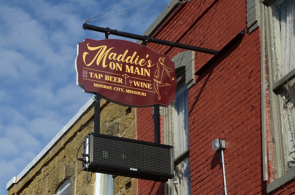 Maddie’s on Main | restaurant | 106 N Main St, Monroe City, MO 63456, USA | 5737356150 OR +1 573-735-6150