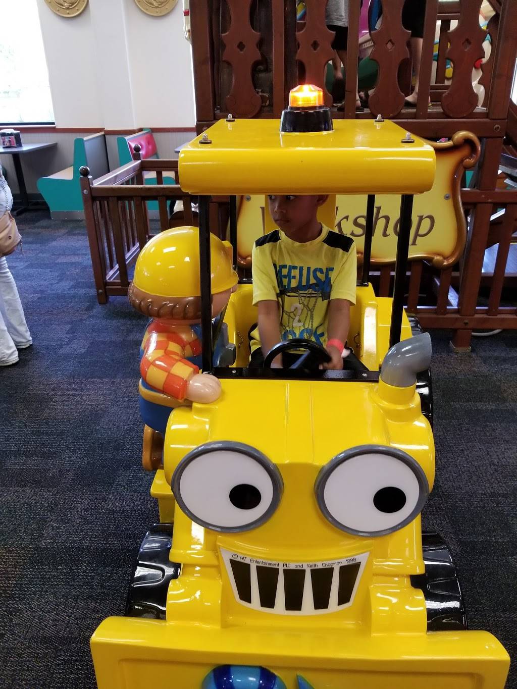 Chuck E. Cheeses | restaurant | 2977 W Frye Rd, Chandler, AZ 85224, USA | 4808571263 OR +1 480-857-1263