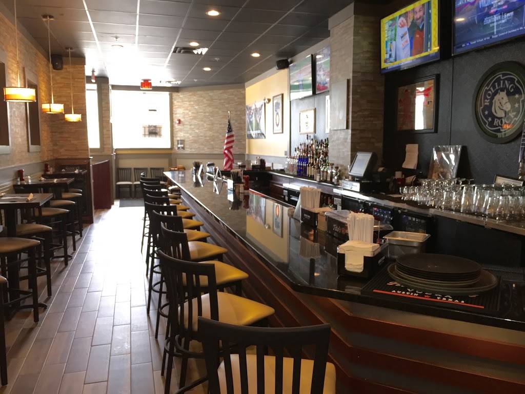 36 Town Grill & Tap | restaurant | 42 Town St, Norwich, CT 06360, USA | 8609498878 OR +1 860-949-8878