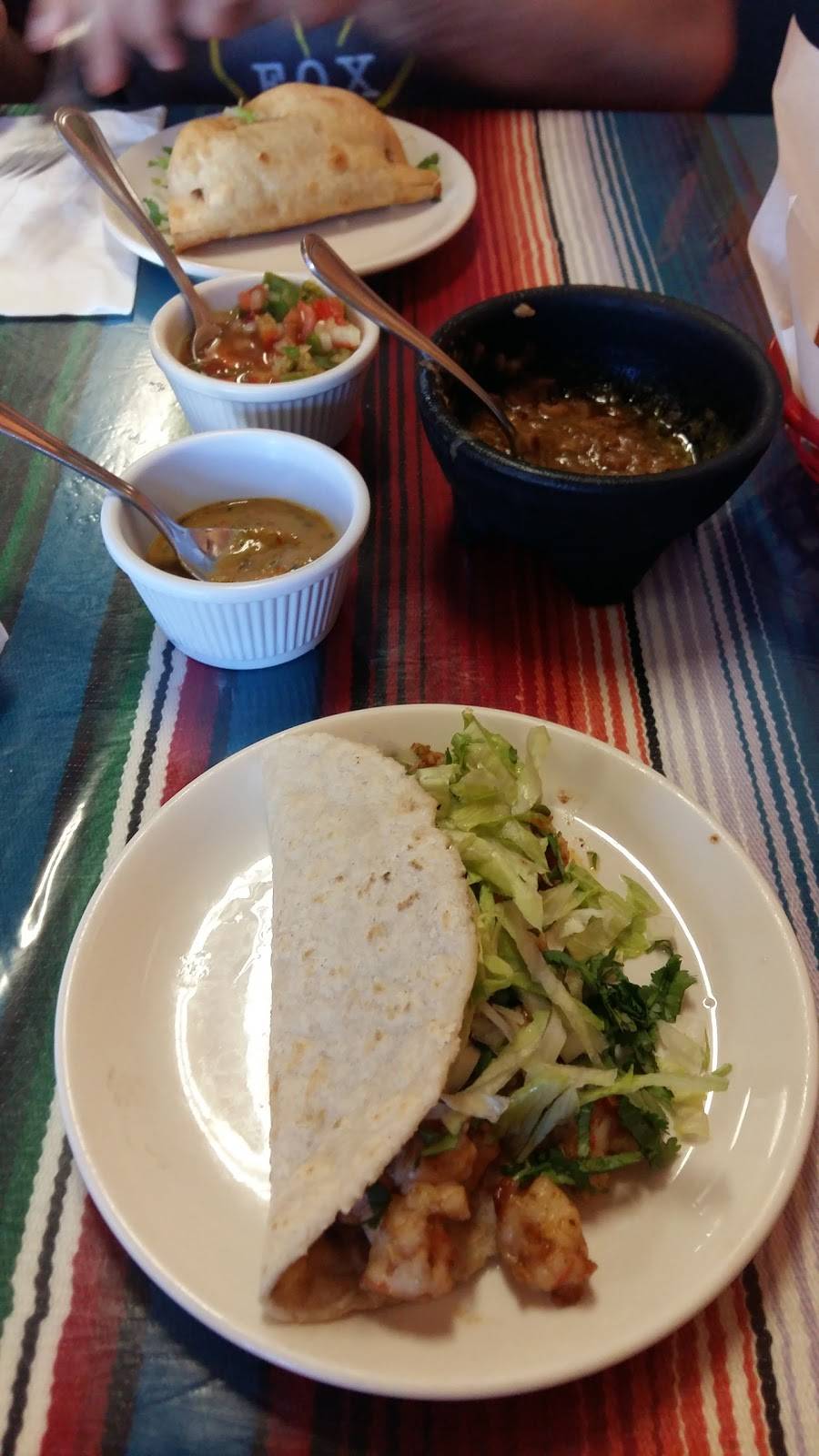 El Tapatio | restaurant | 914 Guadalupe St, Guadalupe, CA 93434, USA | 8053432850 OR +1 805-343-2850