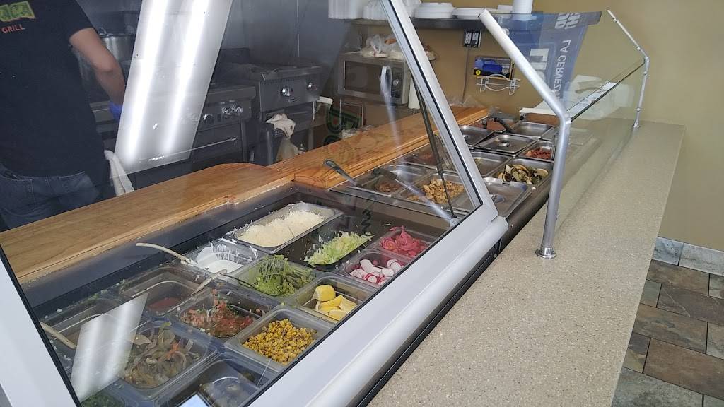 Ben Paca Mexican Grill | restaurant | 100 Oswell St #2, Bakersfield, CA 93307, USA | 6618641374 OR +1 661-864-1374