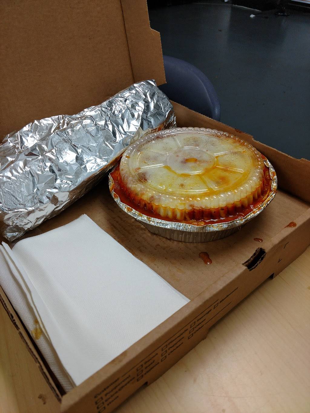 Mr. Pizza | restaurant | 553 Michigan St NE, Grand Rapids, MI 49503, USA | 6164561989 OR +1 616-456-1989