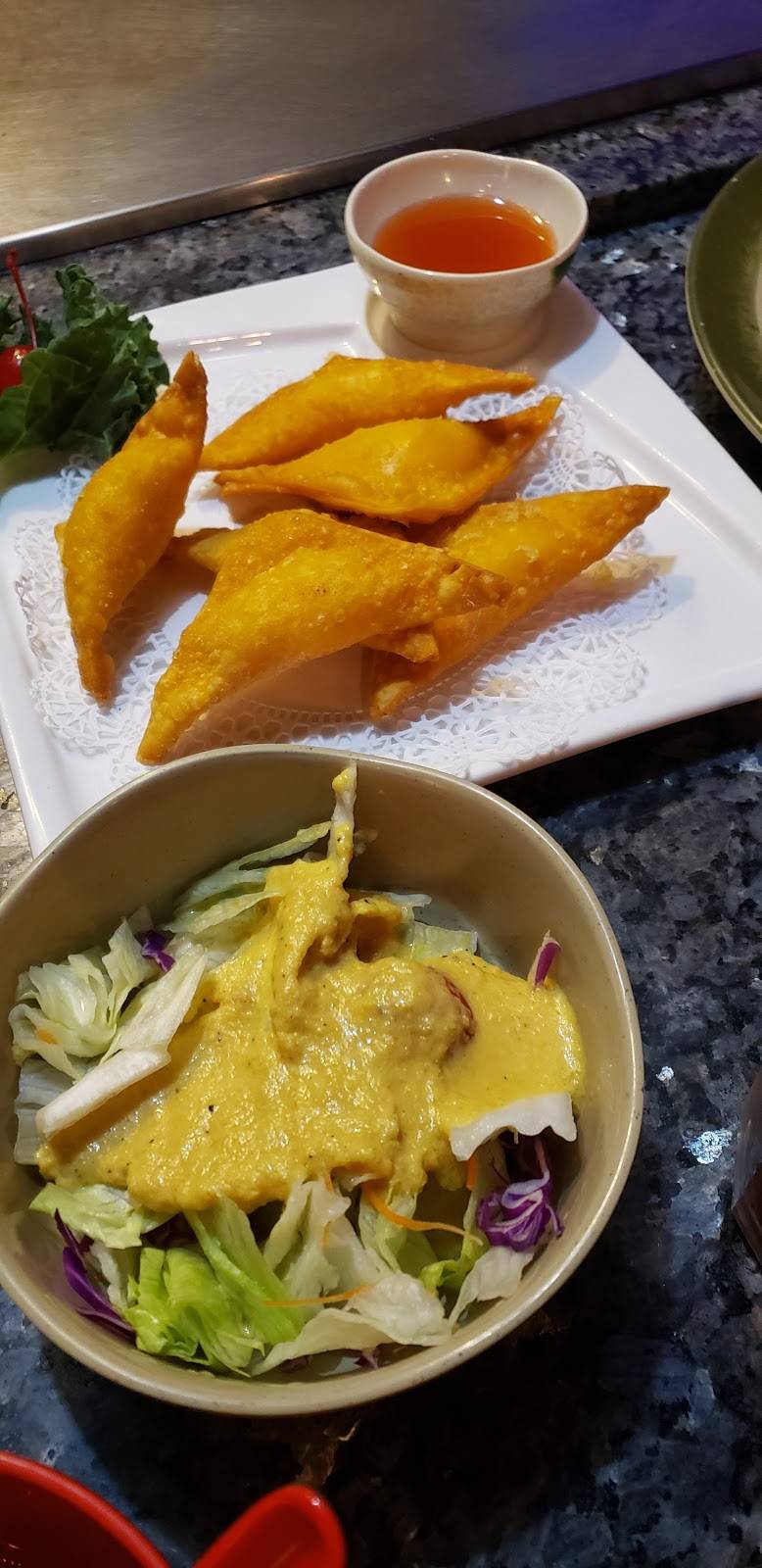 Kumo Japanese Steakhouse | restaurant | 2517 Santa Barbara Blvd #12, Cape Coral, FL 33914, USA | 2395739866 OR +1 239-573-9866