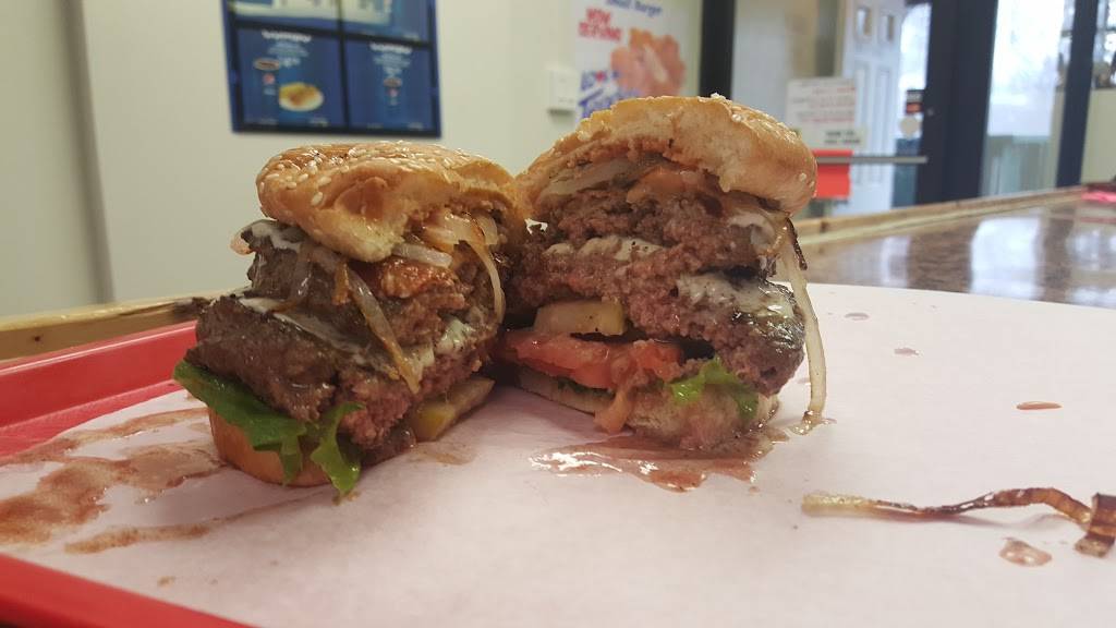 Small Burger | restaurant | 1820 W 18th St, Chicago, IL 60608, USA | 3122264680 OR +1 312-226-4680