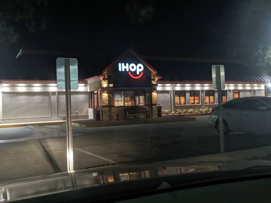 IHOP | restaurant | 8201 N Wickham Rd, Melbourne, FL 32940, USA | 3214269655 OR +1 321-426-9655