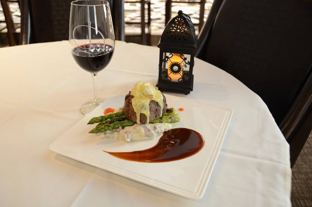 Davids Restaurant & Lounge | restaurant | 802 Ash St, Amelia Island, FL 32034, USA | 9043106049 OR +1 904-310-6049