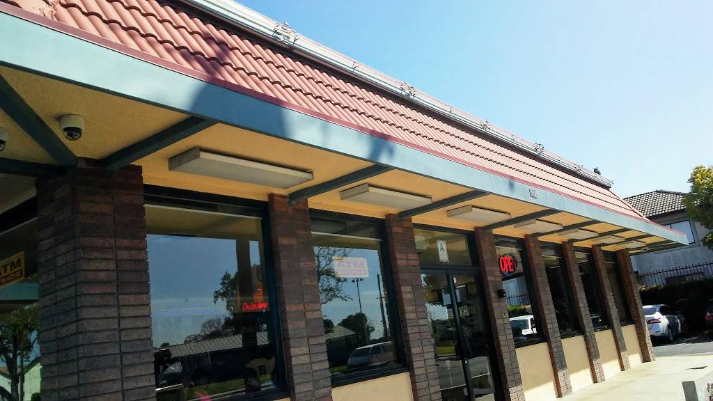 Louis Burgers II | restaurant | 1501 Rosecrans Ave, Compton, CA 90221, USA | 3106039547 OR +1 310-603-9547