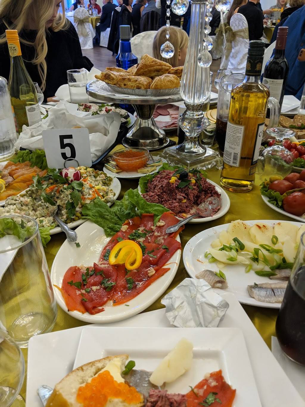 Arbat | restaurant | 3232 400 E #200, Salt Lake City, UT 84115, United States | 8014675511 OR +1 801-467-5511