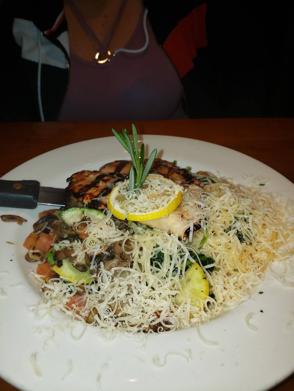 Johnny Carinos Italian Grill | restaurant | 2905 W Memorial Rd, Oklahoma City, OK 73134, USA | 4057520087 OR +1 405-752-0087