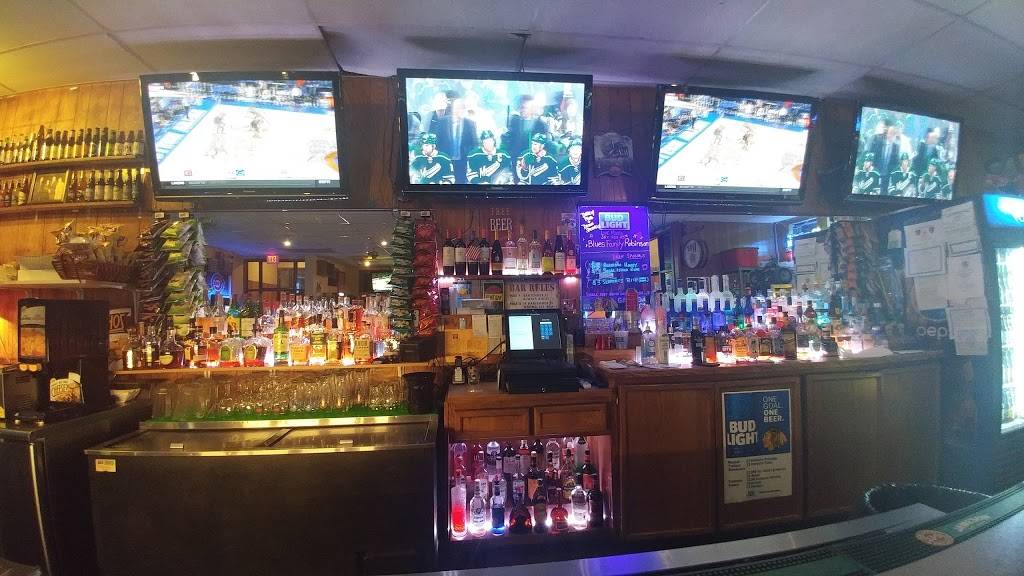 TRs Front Row On Greenwood | restaurant | 219 W Greenwood Ave, Waukegan, IL 60087, USA | 8476232337 OR +1 847-623-2337